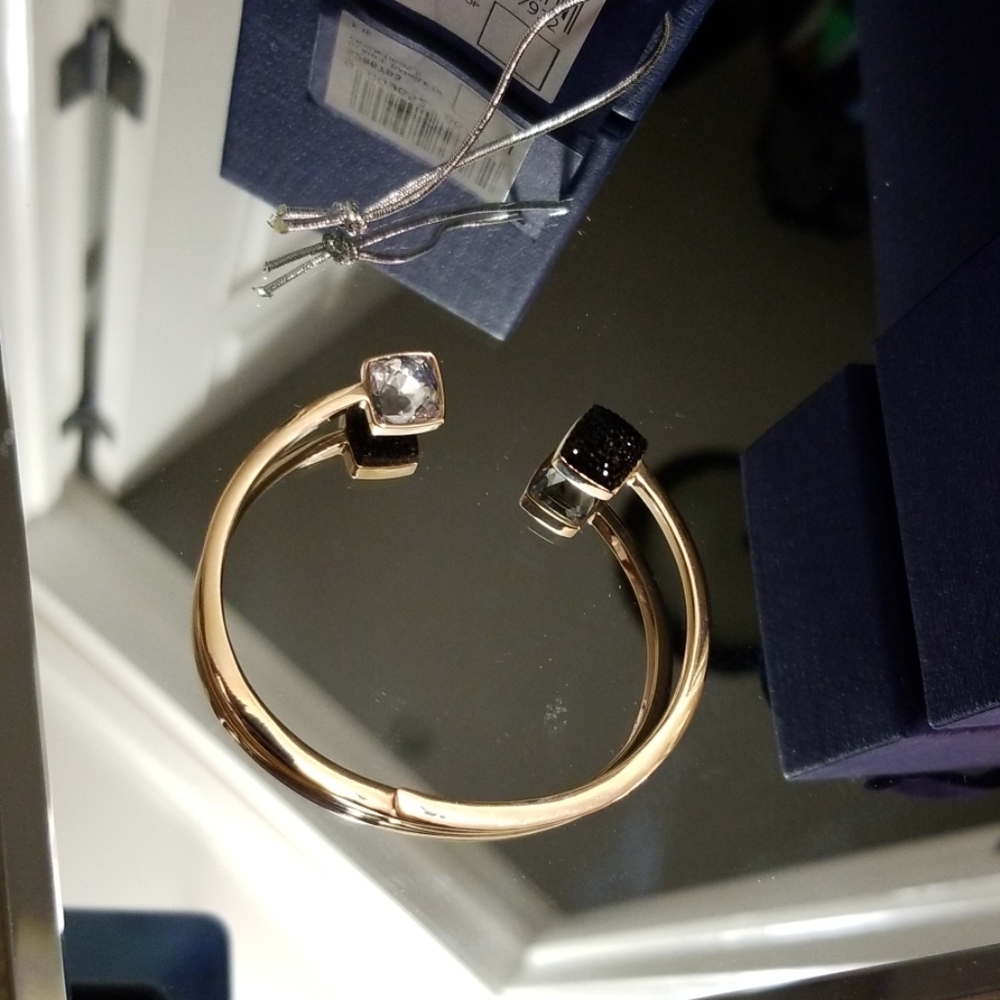 Swarovski bangle - Picture 3 of 4